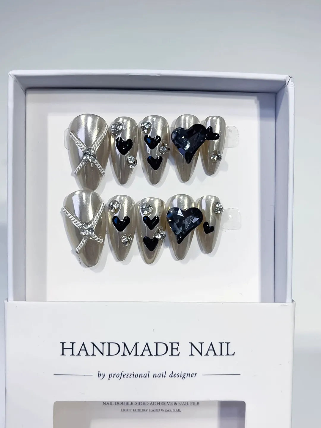 K013 - Medium Silver Black Almond Metallic Heart Bow