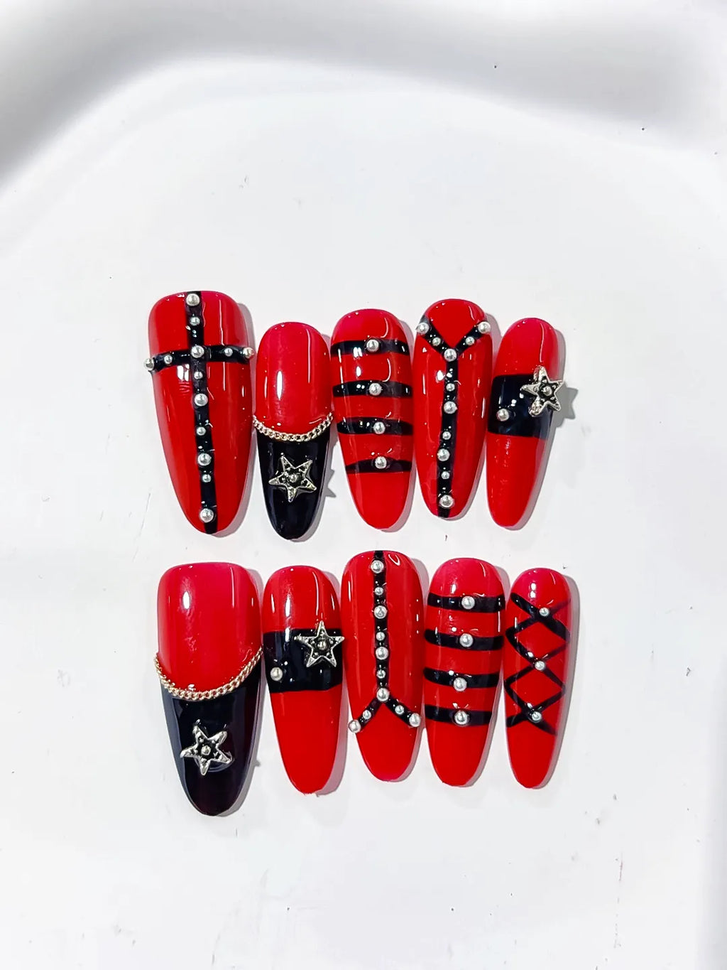 K028 - Long Red Black Oval Abstract Star Chain