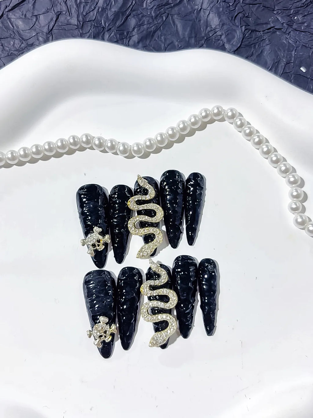 K031 - Long Black Gold Stiletto Solid color Snake Crown