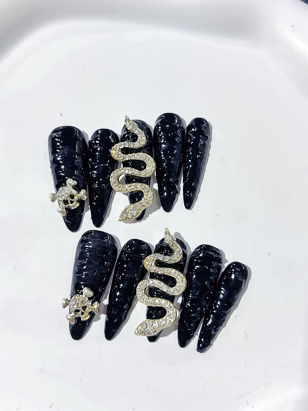 K031 - Long Black Gold Stiletto Solid color Snake Crown