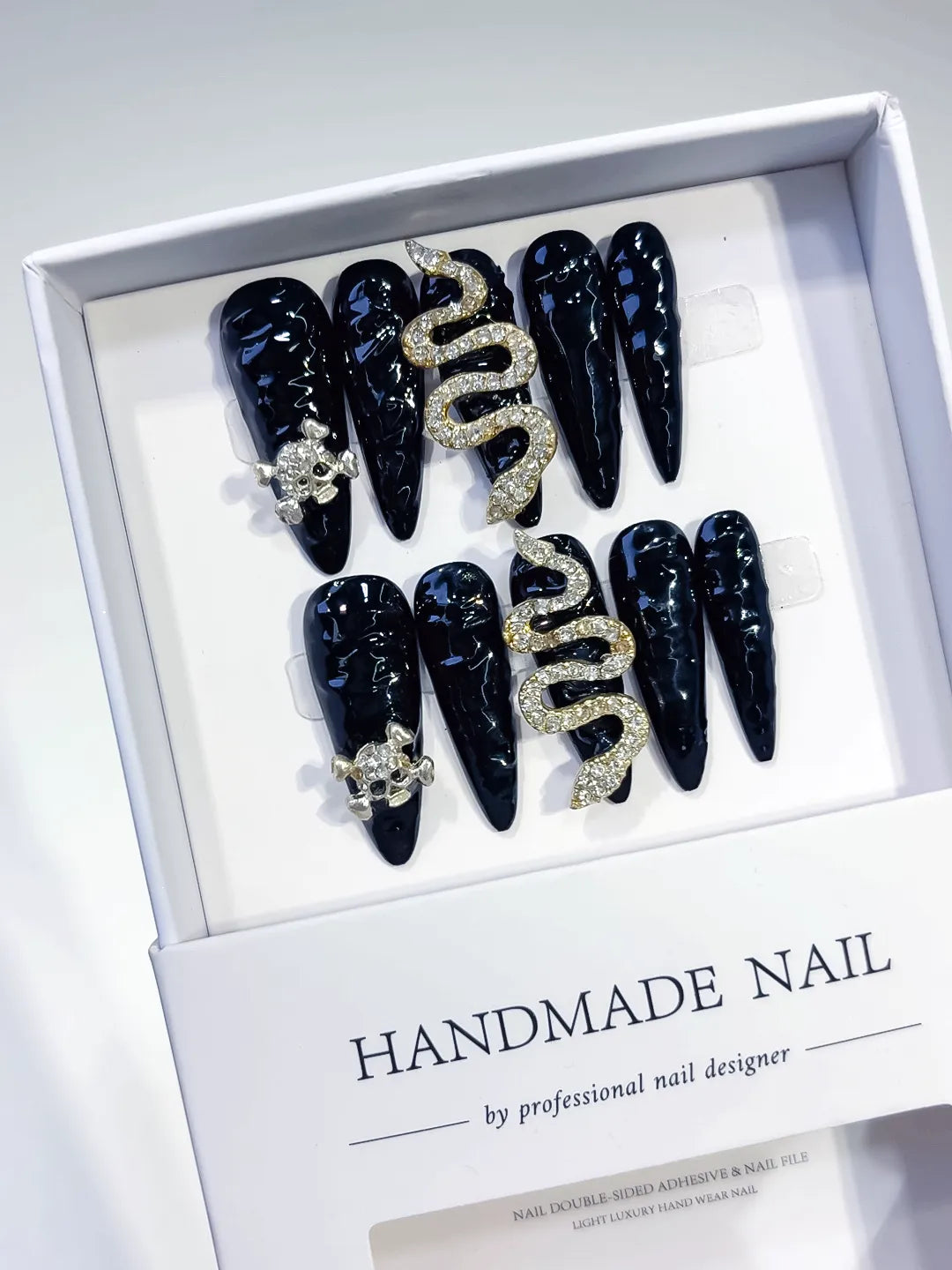 K031 - Long Black Gold Stiletto Solid color Snake Crown