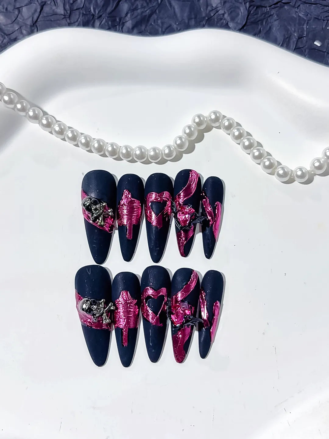 K032 - Long Black Purple Stiletto Abstract Heart Metallic Accent