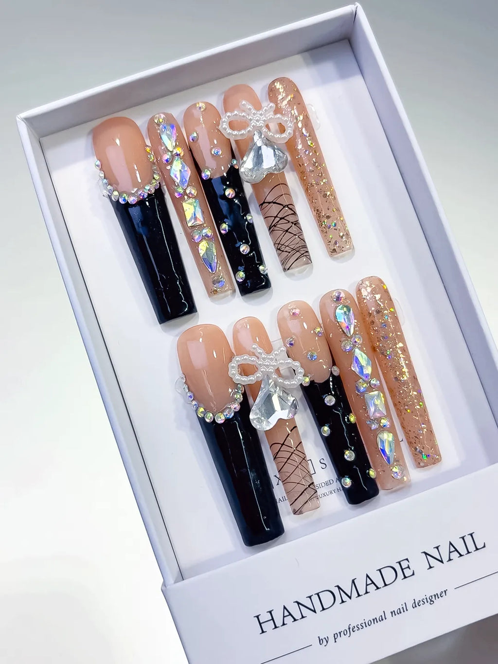 L022 - Long Nude Black Square French tip Bow Rhinestone