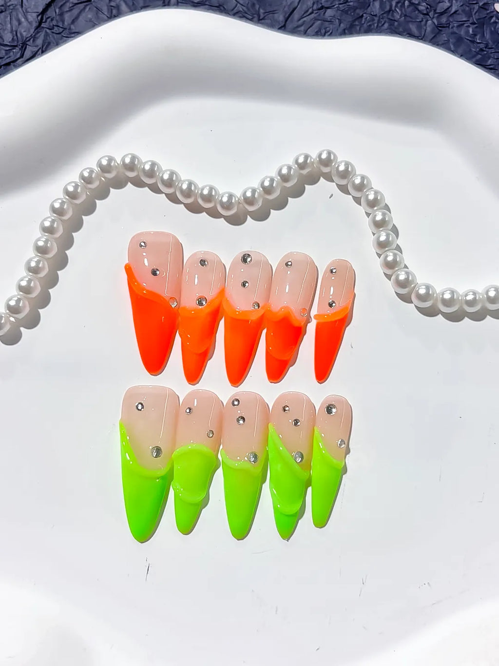 L031 - Long Nude Orange Stiletto French tip Rhinestone