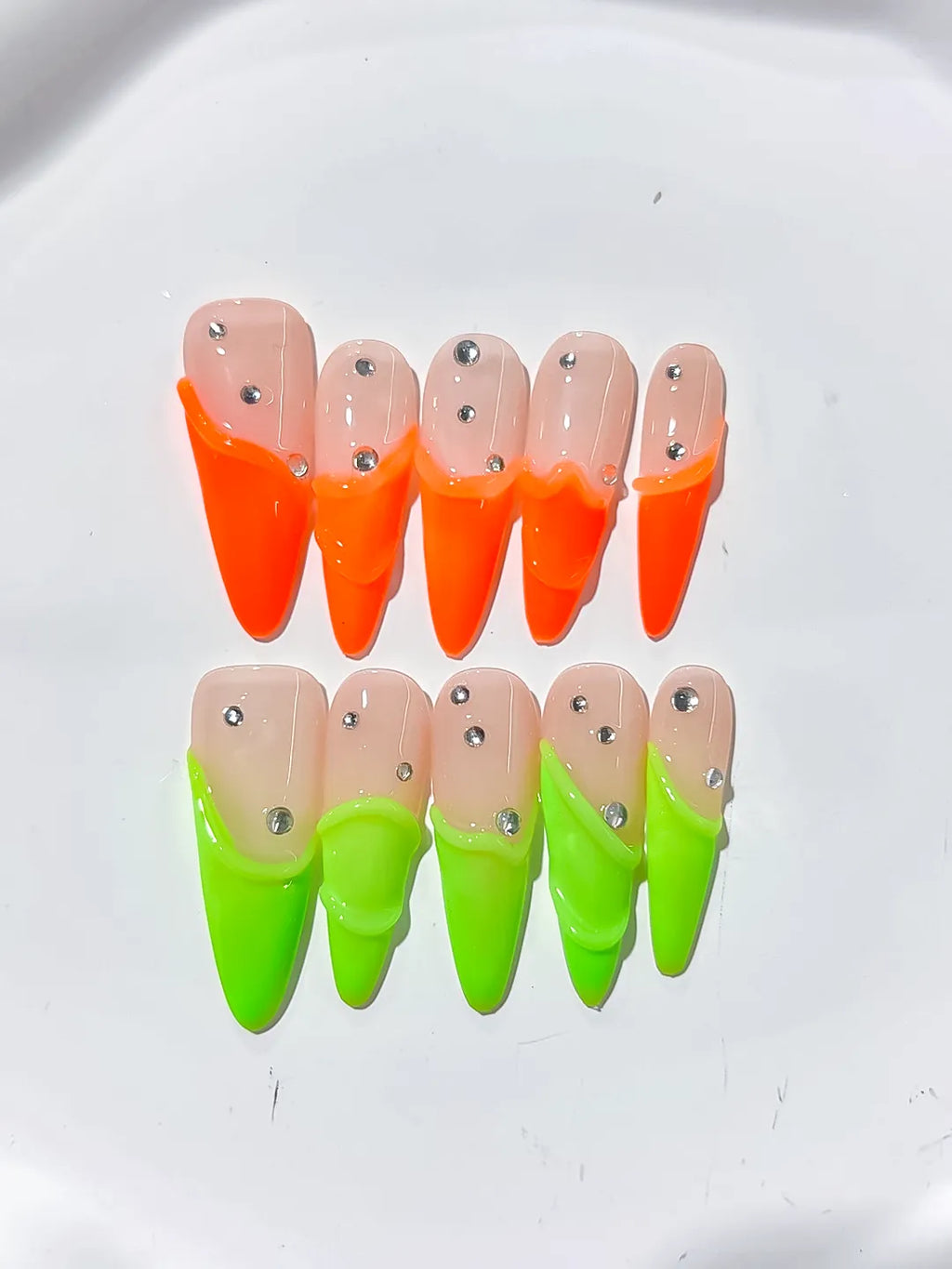 L031 - Long Nude Orange Stiletto French tip Rhinestone