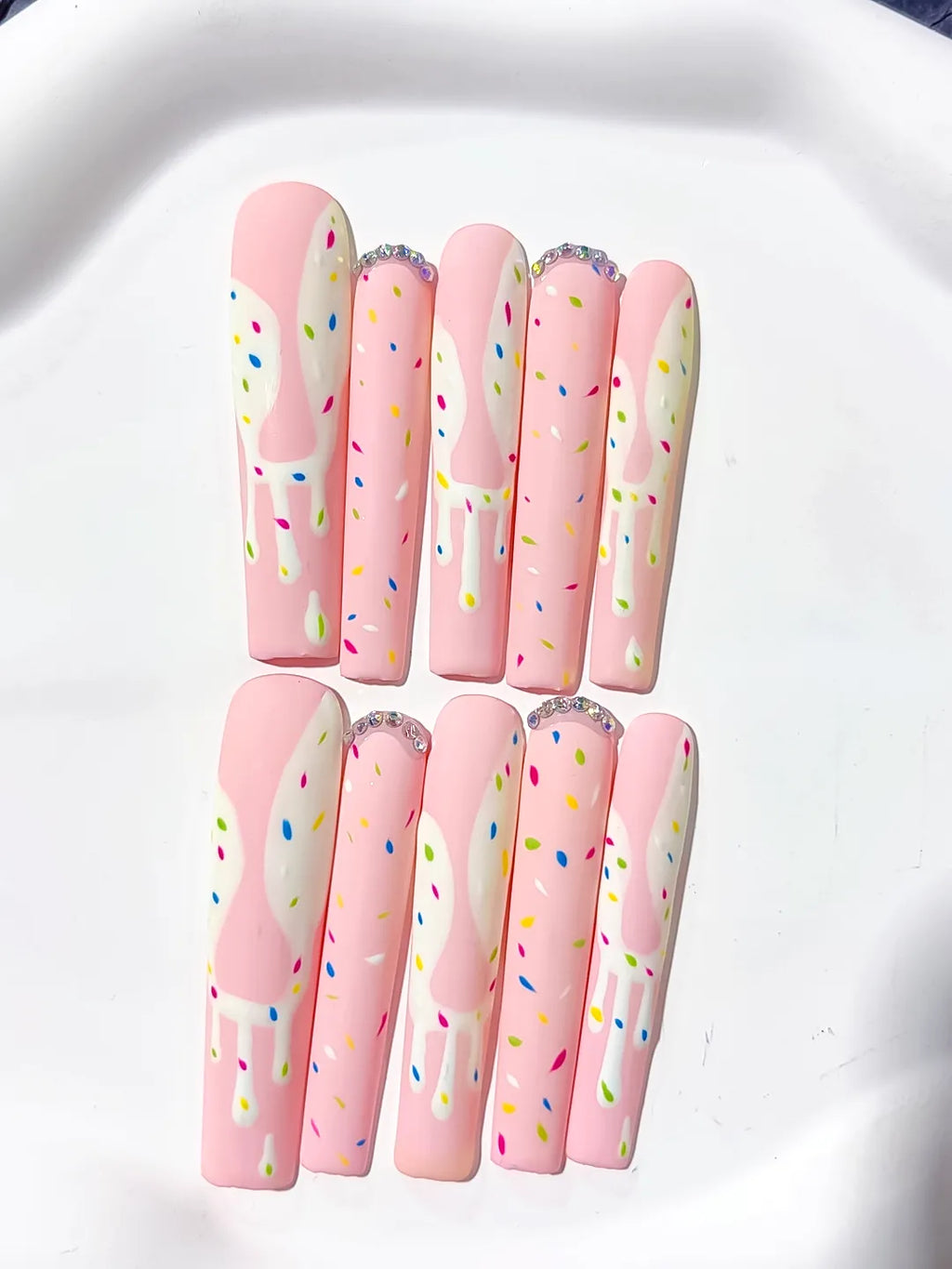 L035 - Long Pink White Square Abstract Dot Pattern Rhinestone