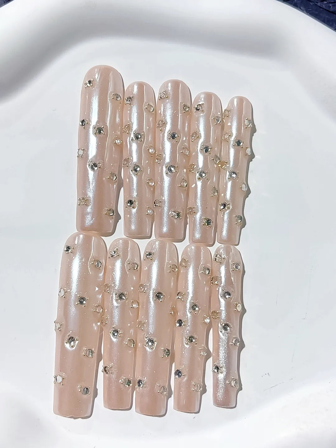 L039 - Long Nude White Square Holographic Rhinestone