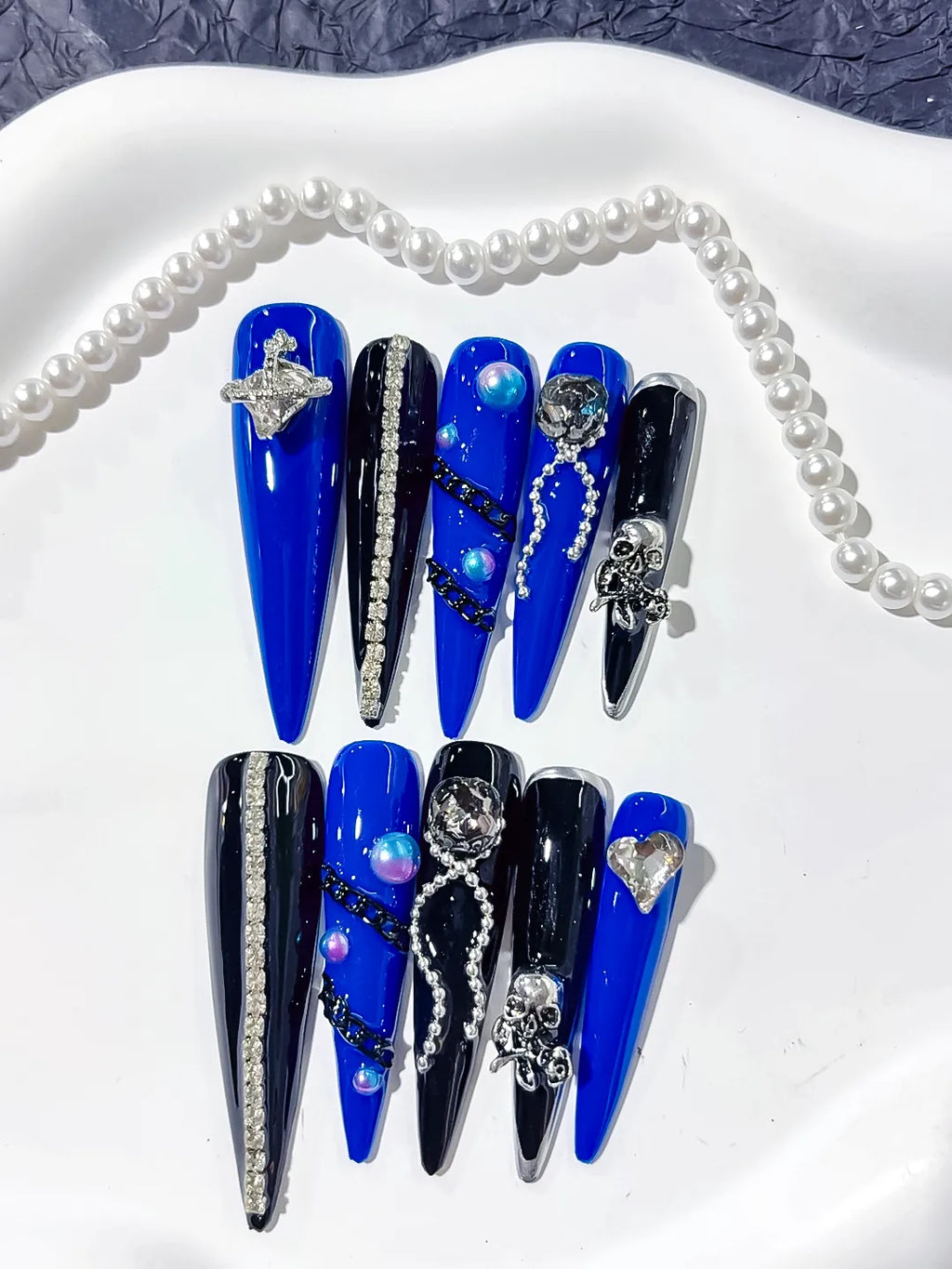 L042 - Long Blue Black Stiletto Solid color Planet Pearl