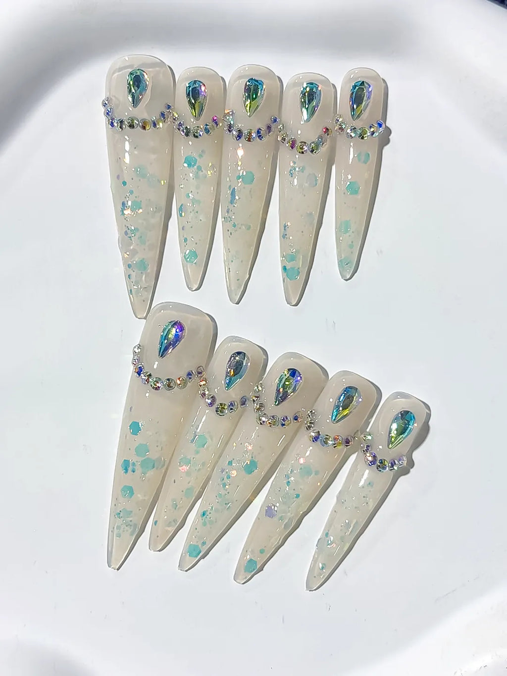 L043 - Long White Multicolor Stiletto Holographic Rhinestone