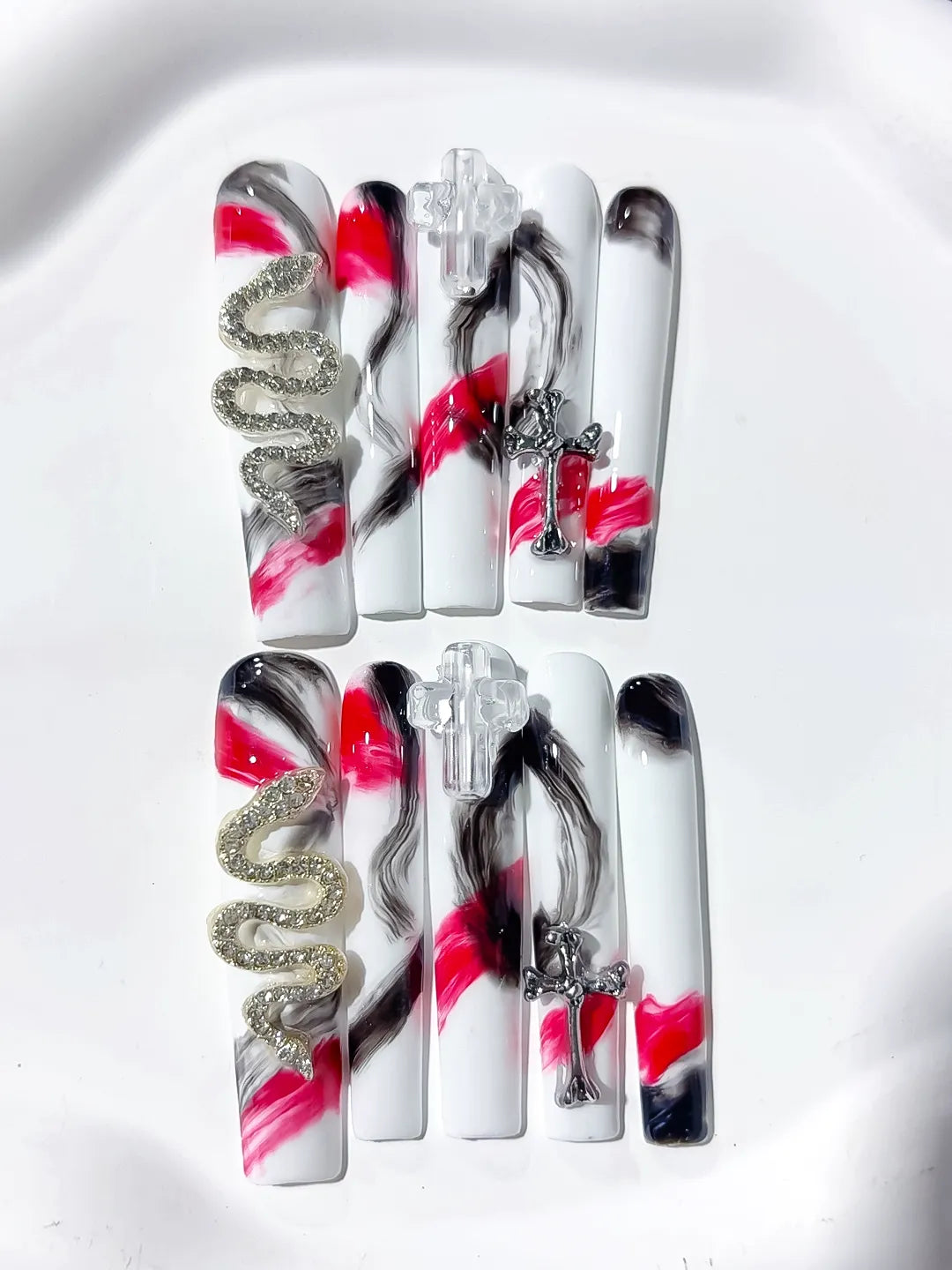 L046 - Long White Black Square Abstract Cross Snake