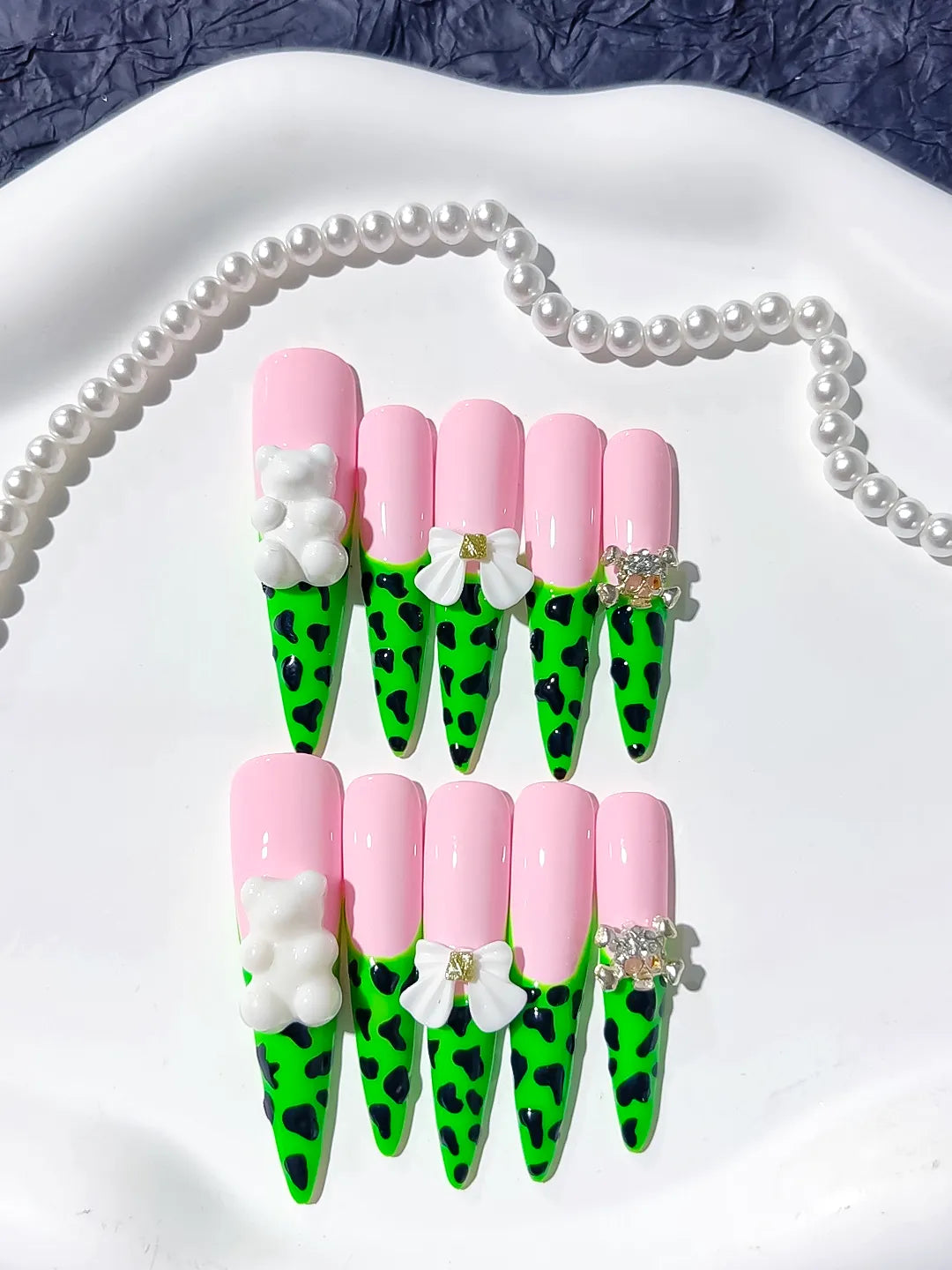 L061 - Long Pink Green Stiletto French tip Flower