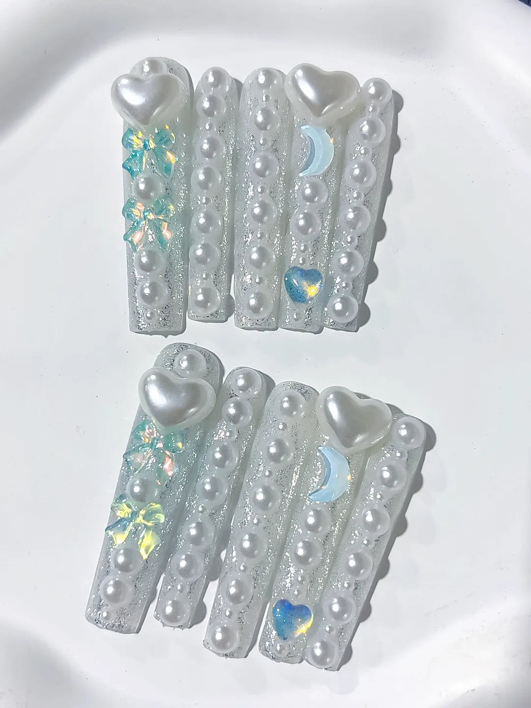 L065 - Long White Multicolor Square Holographic Heart Rhinestone
