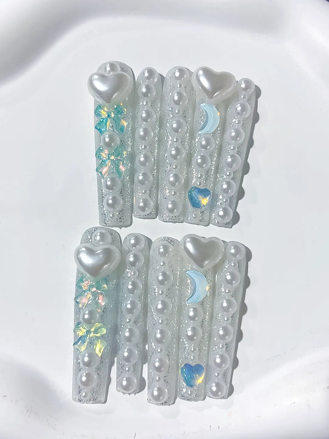 L065 - Long White Multicolor Square Holographic Heart Rhinestone