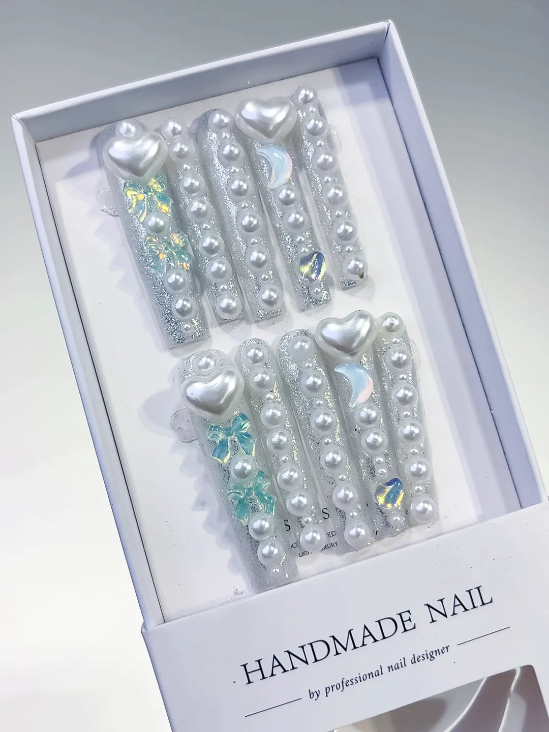 L065 - Long White Multicolor Square Holographic Heart Rhinestone