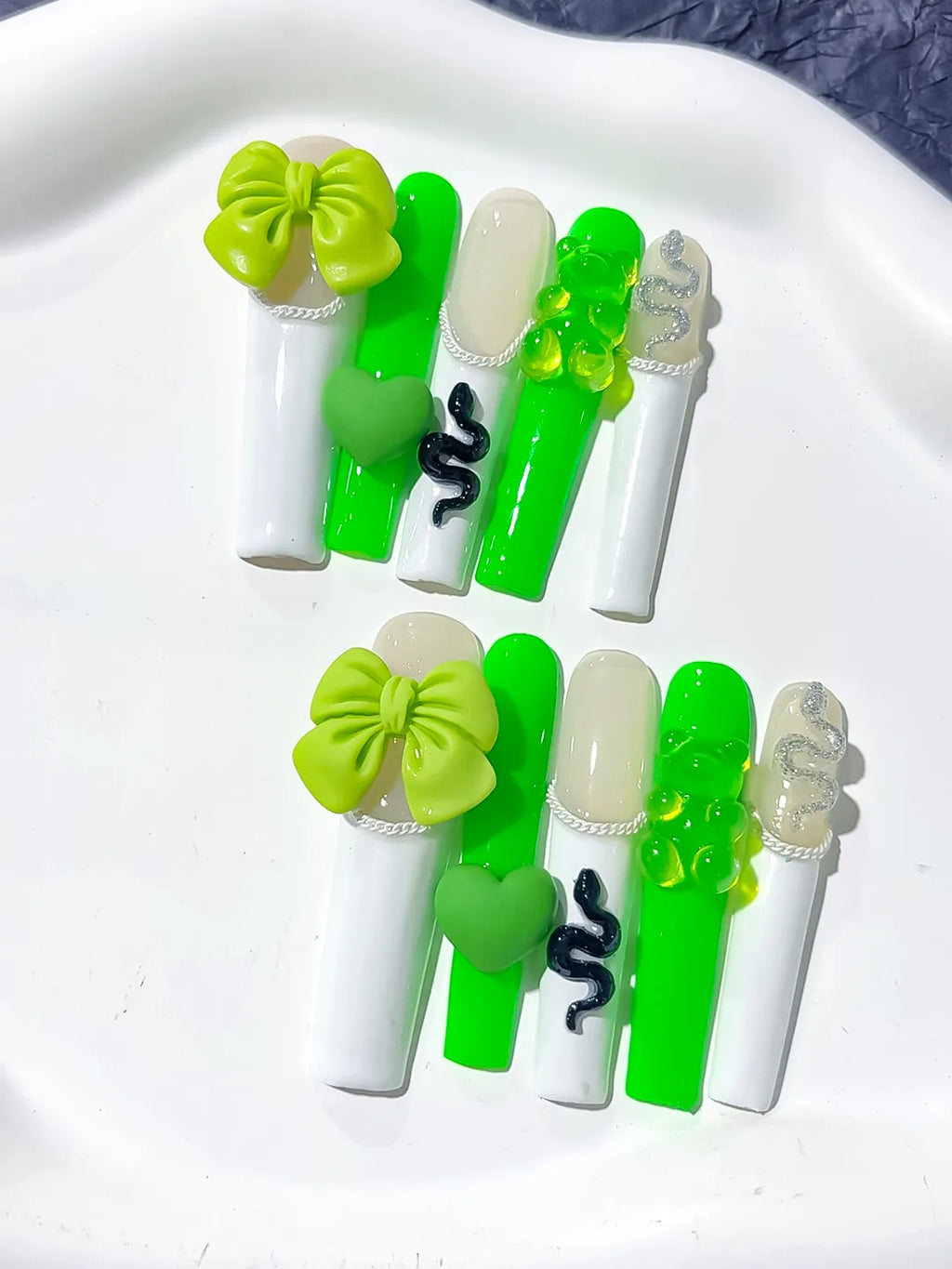 L066 - Long White Green Square Solid color Bow Heart