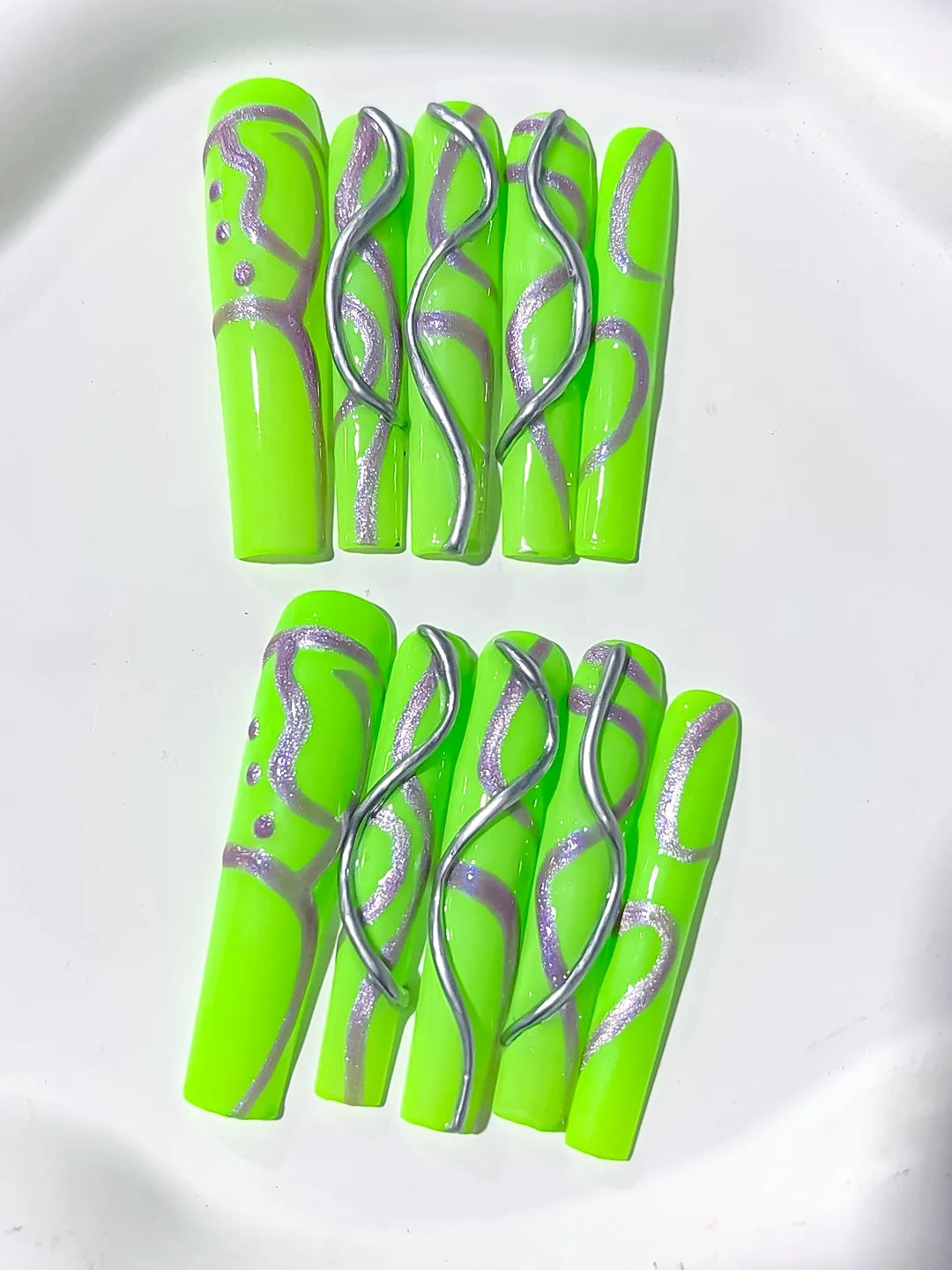 L068 - Long Green White Square Abstract Swirl