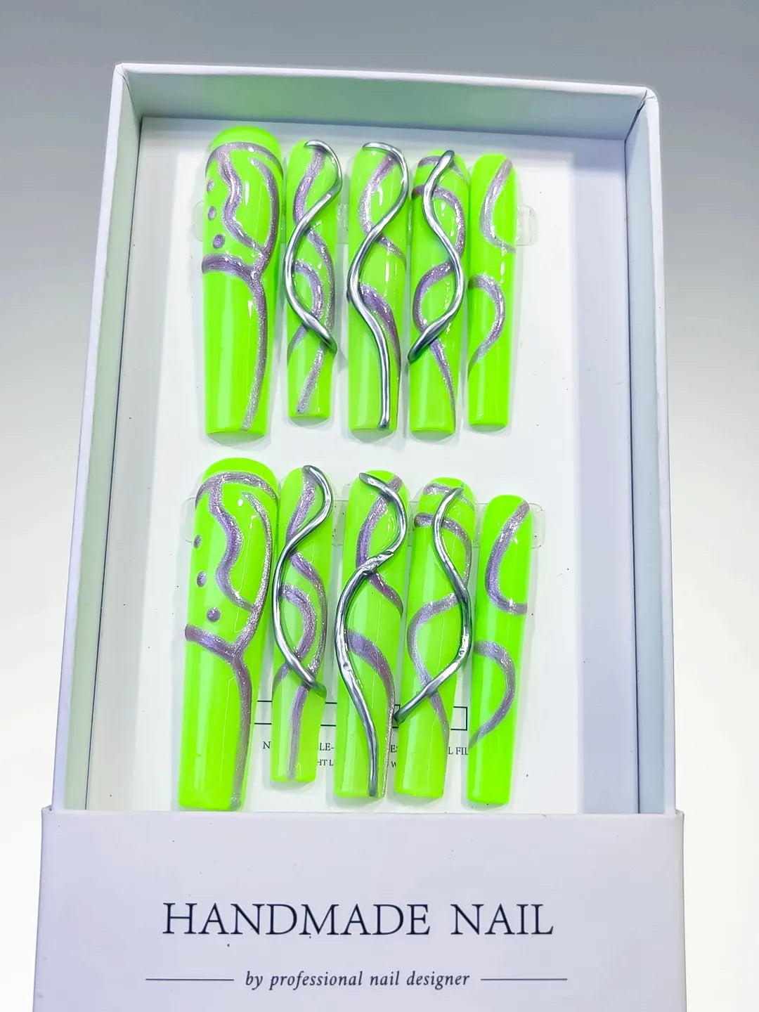 L068 - Long Green White Square Abstract Swirl