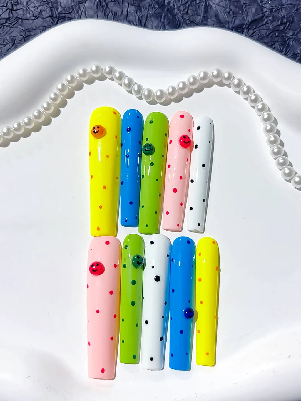 L085 - Long Yellow Blue Square Solid color Dot Pattern Smiley