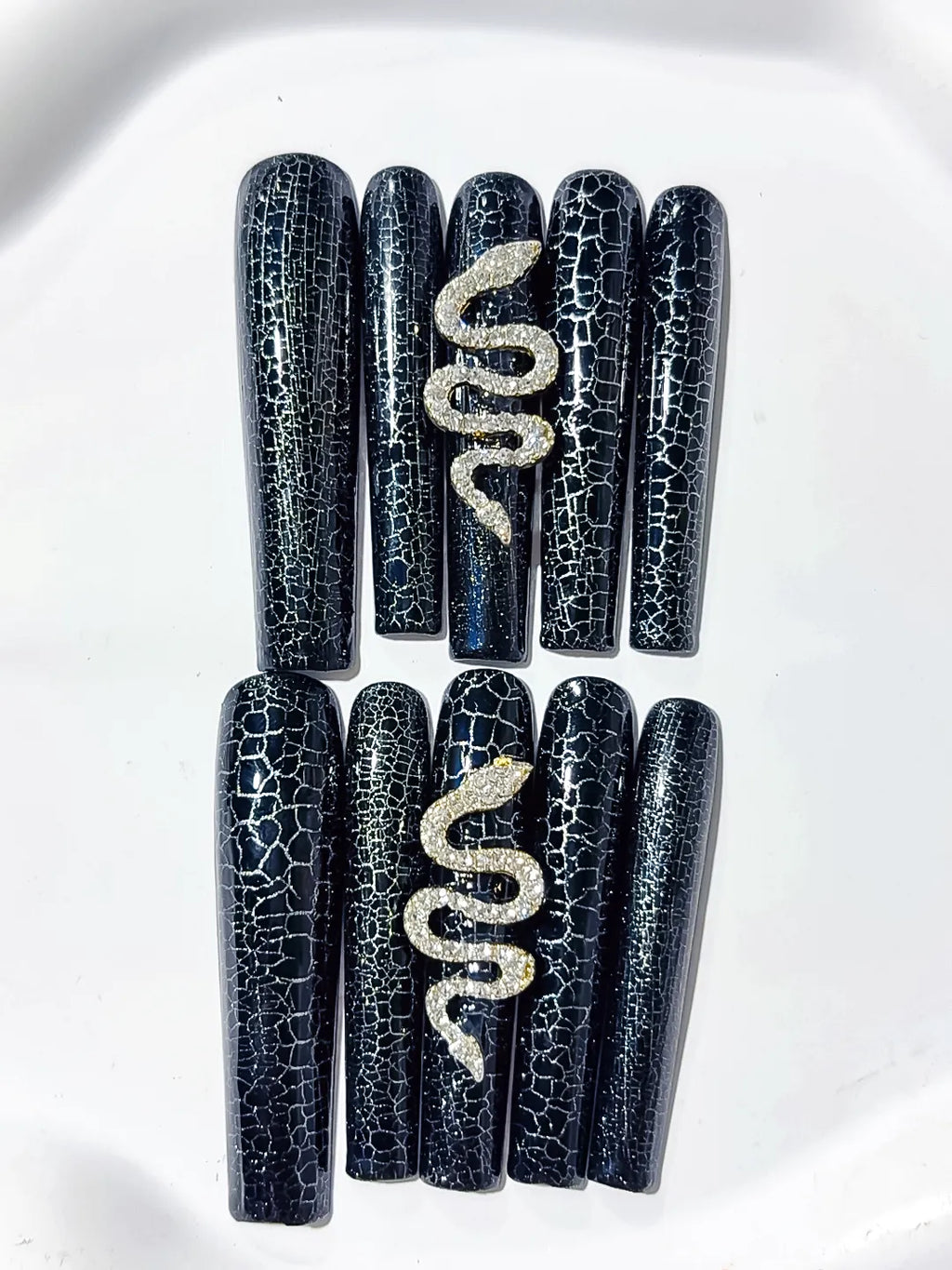 L092 - Long Black Silver Square Glitter Snake Crackle