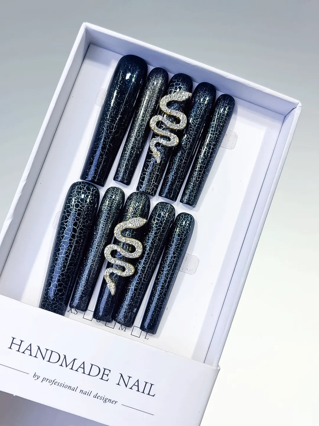 L092 - Long Black Silver Square Glitter Snake Crackle