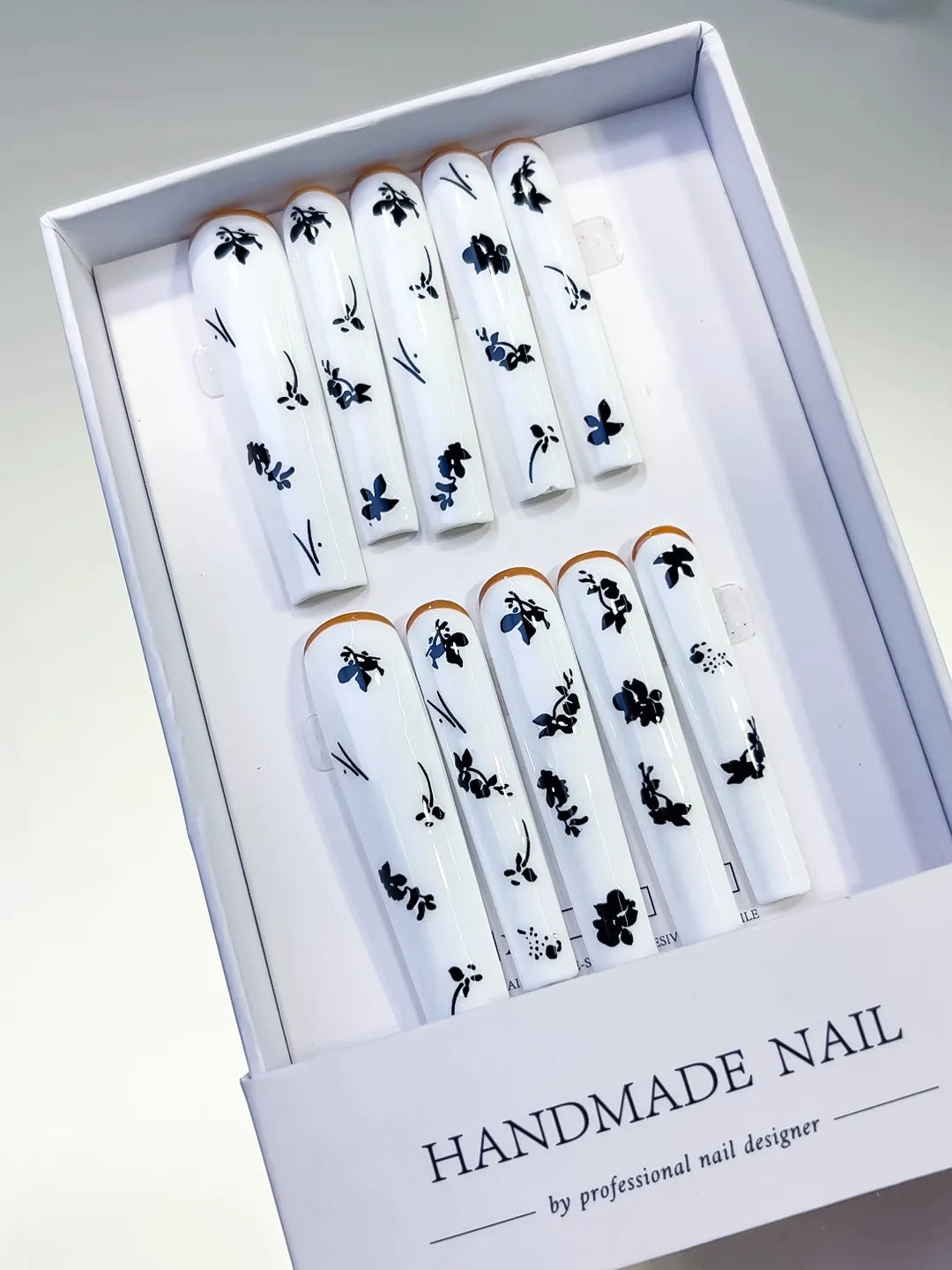 L093 - Long White Black Square Floral