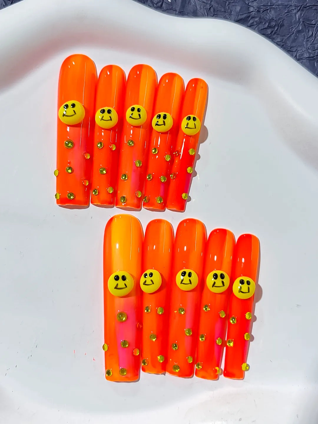 L111 - Long Orange Pink Square Ombre Smiley Rhinestone