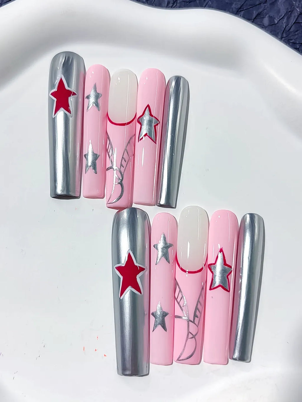 L117 - Long Pink Silver Square Metallic Star 3D