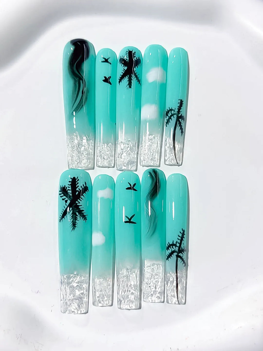 L118 - Long Blue White Square Ombre Palm Tree Cloud