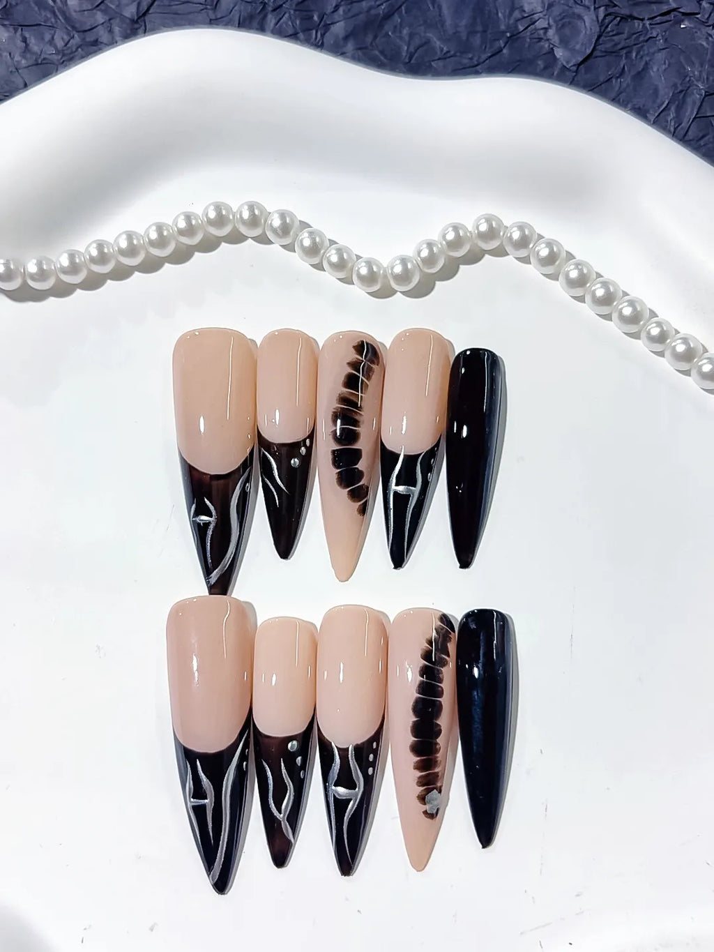 L135 - Long Nude Black Stiletto French tip Glitter