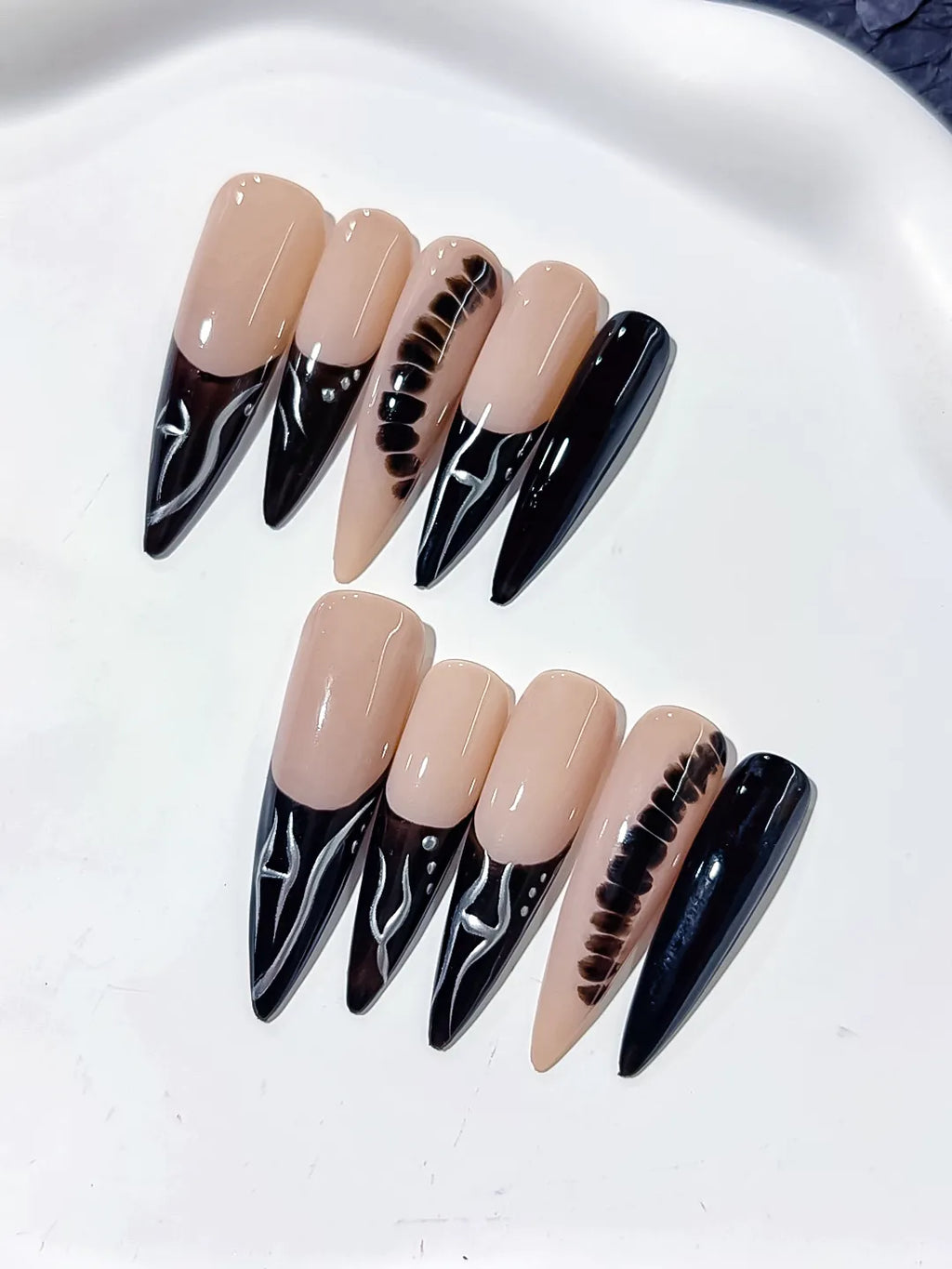 L135 - Long Nude Black Stiletto French tip Glitter