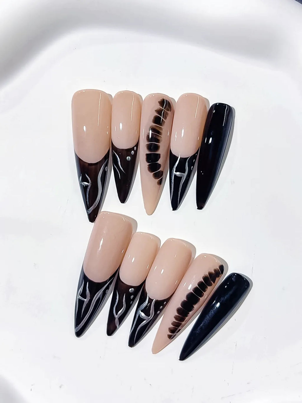 L135 - Long Nude Black Stiletto French tip Glitter