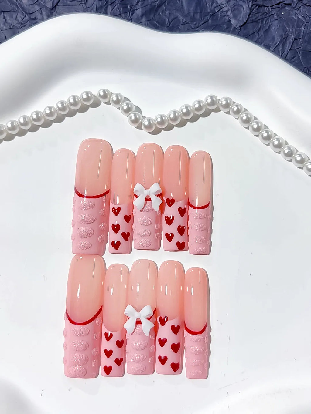 L142 - Long Pink Red Square Solid color Heart Bow