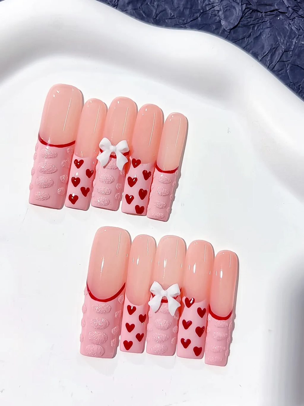 L142 - Long Pink Red Square Solid color Heart Bow