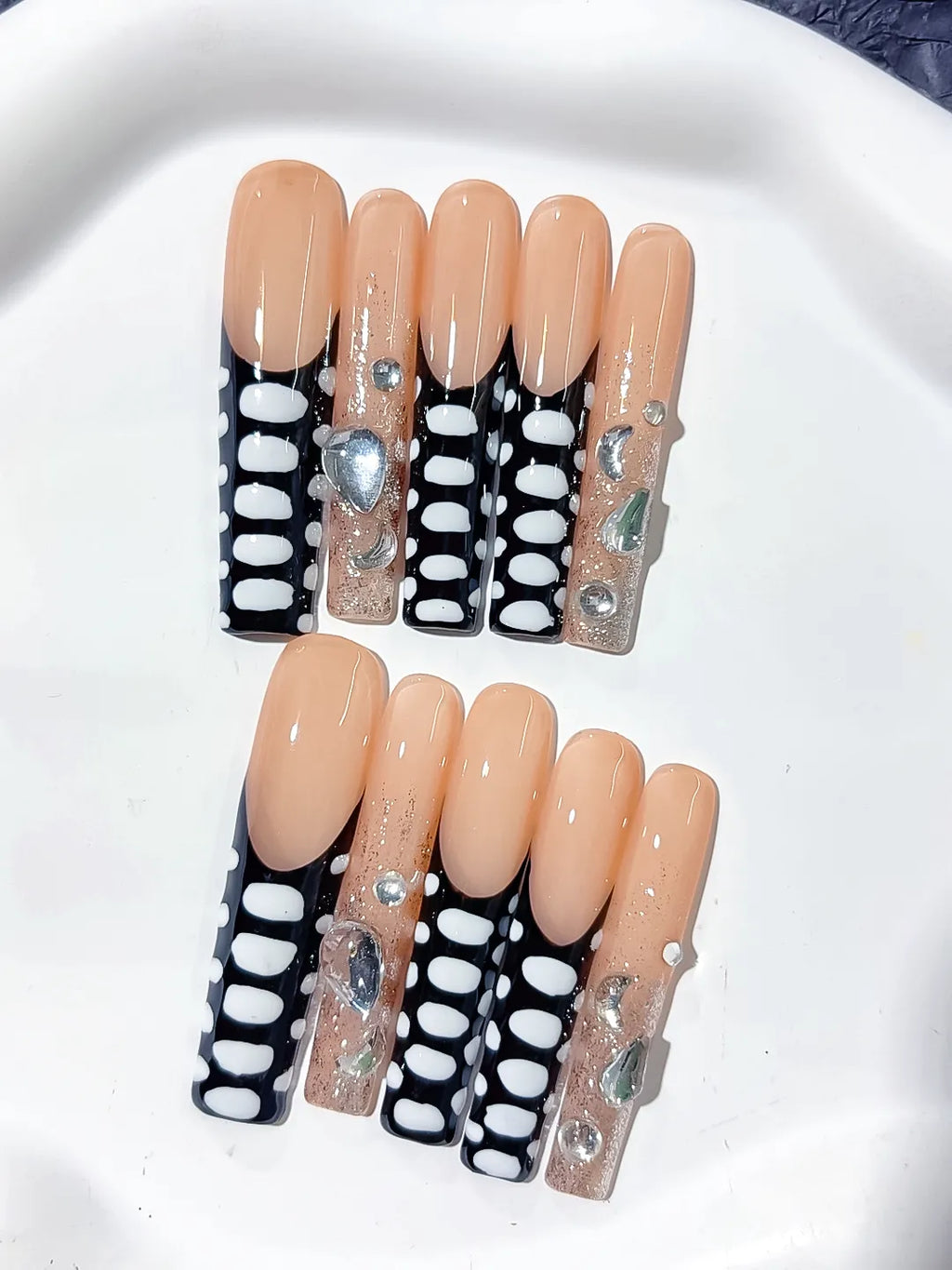 L175 - Long Nude Black Square Abstract Lattice Rhinestone
