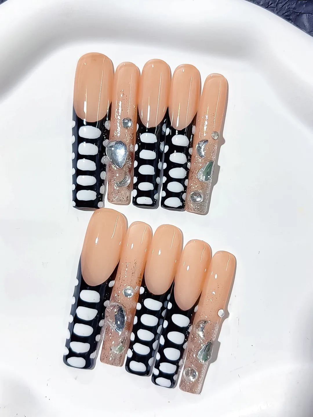 L175 - Long Nude Black Square Abstract Lattice Rhinestone