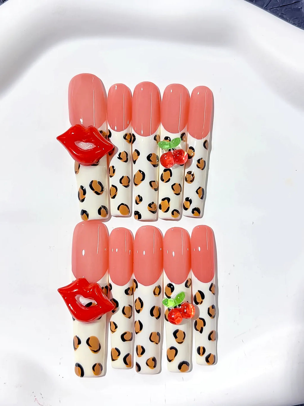 L176 - Long Nude Pink Square Abstract Lip Print Strawberry