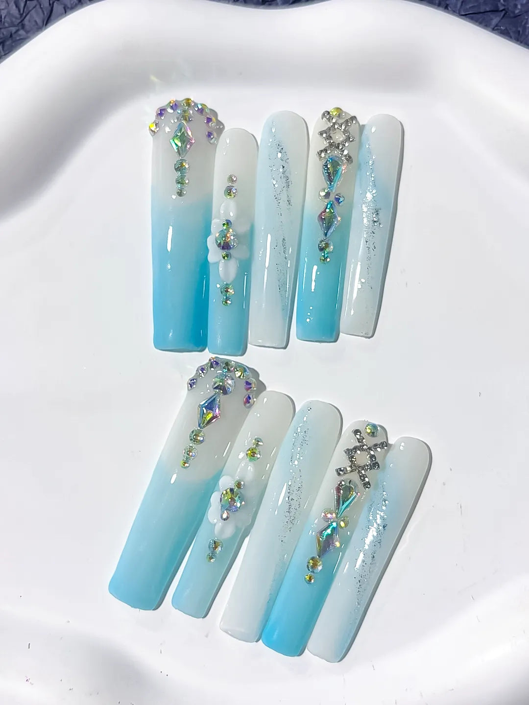 L188 - Long White Blue Square Ombre Flower Snowflake