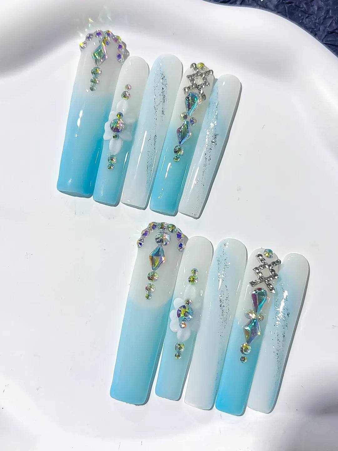L188 - Long White Blue Square Ombre Flower Snowflake