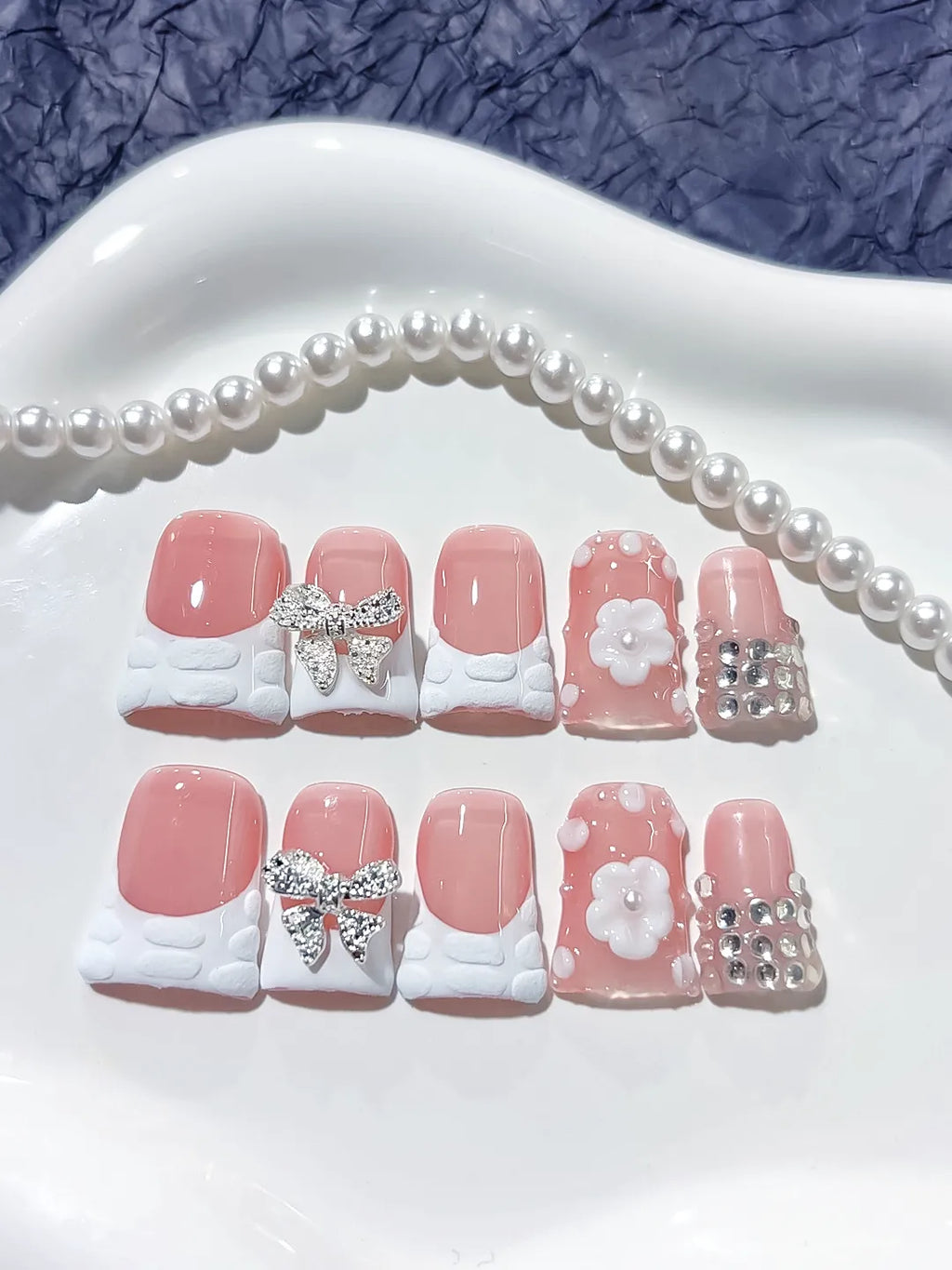 L216 - Short Pink White Duck French tip Bow Flower