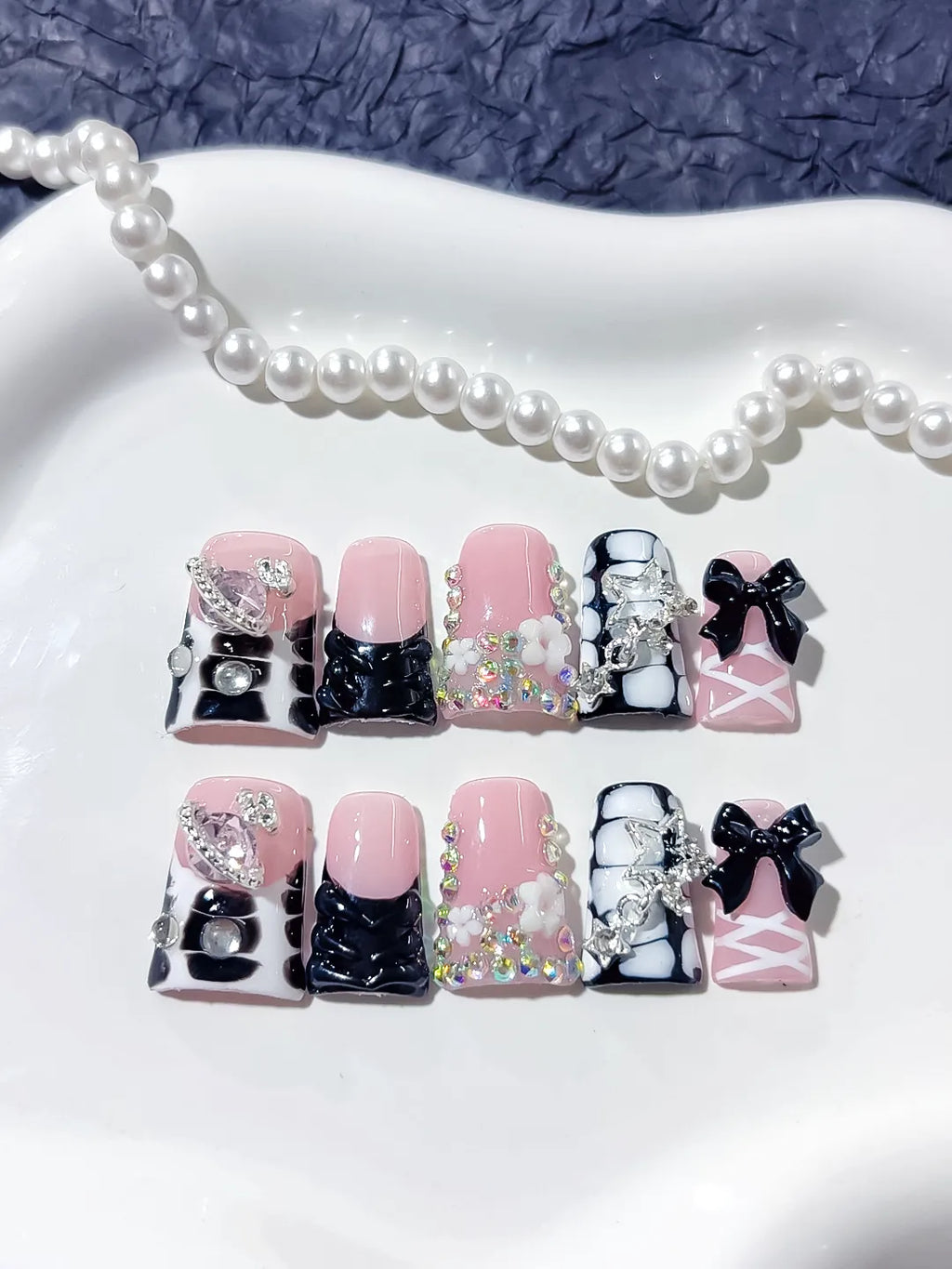 L225 - Short Pink Black Duck Abstract Bow Heart