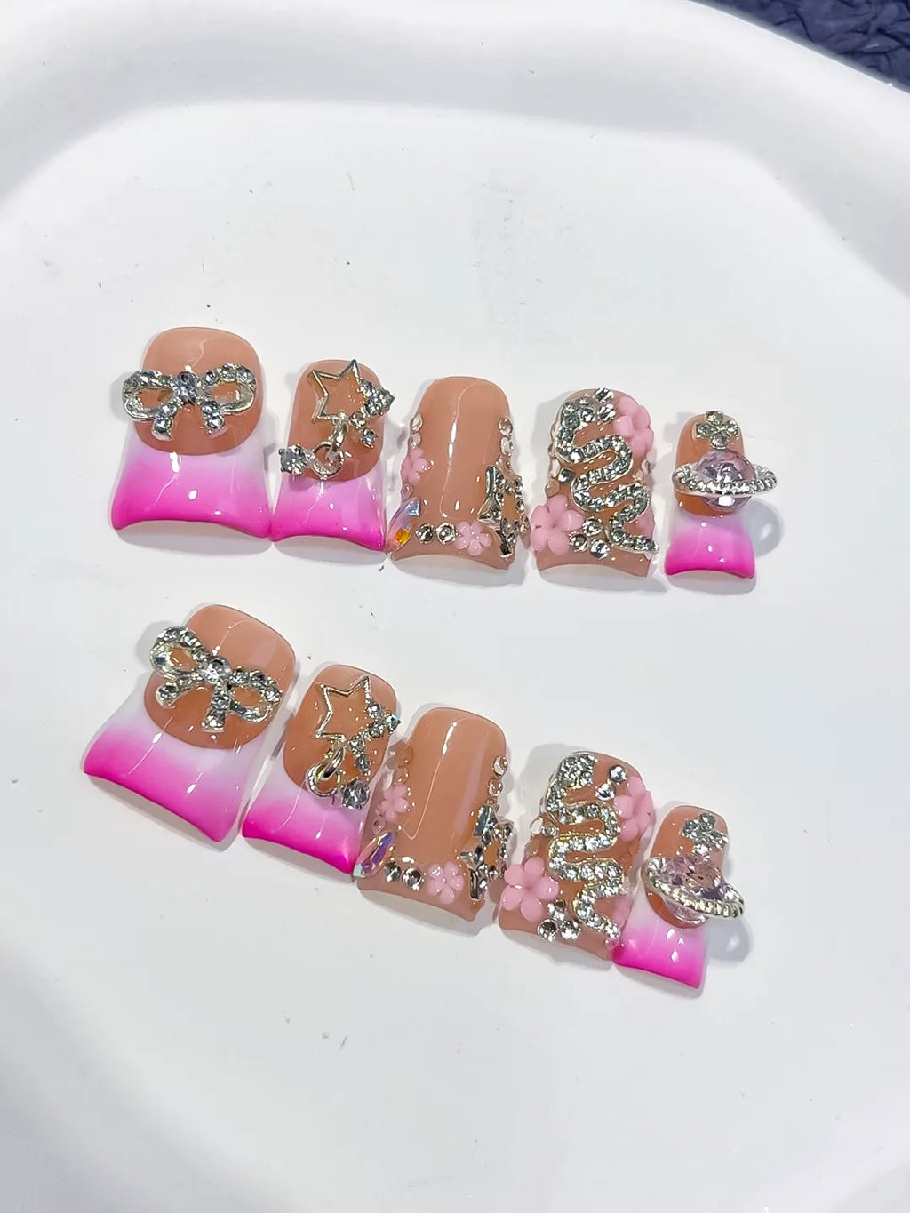 L230 - Short Nude Pink Duck French tip Flower Snake