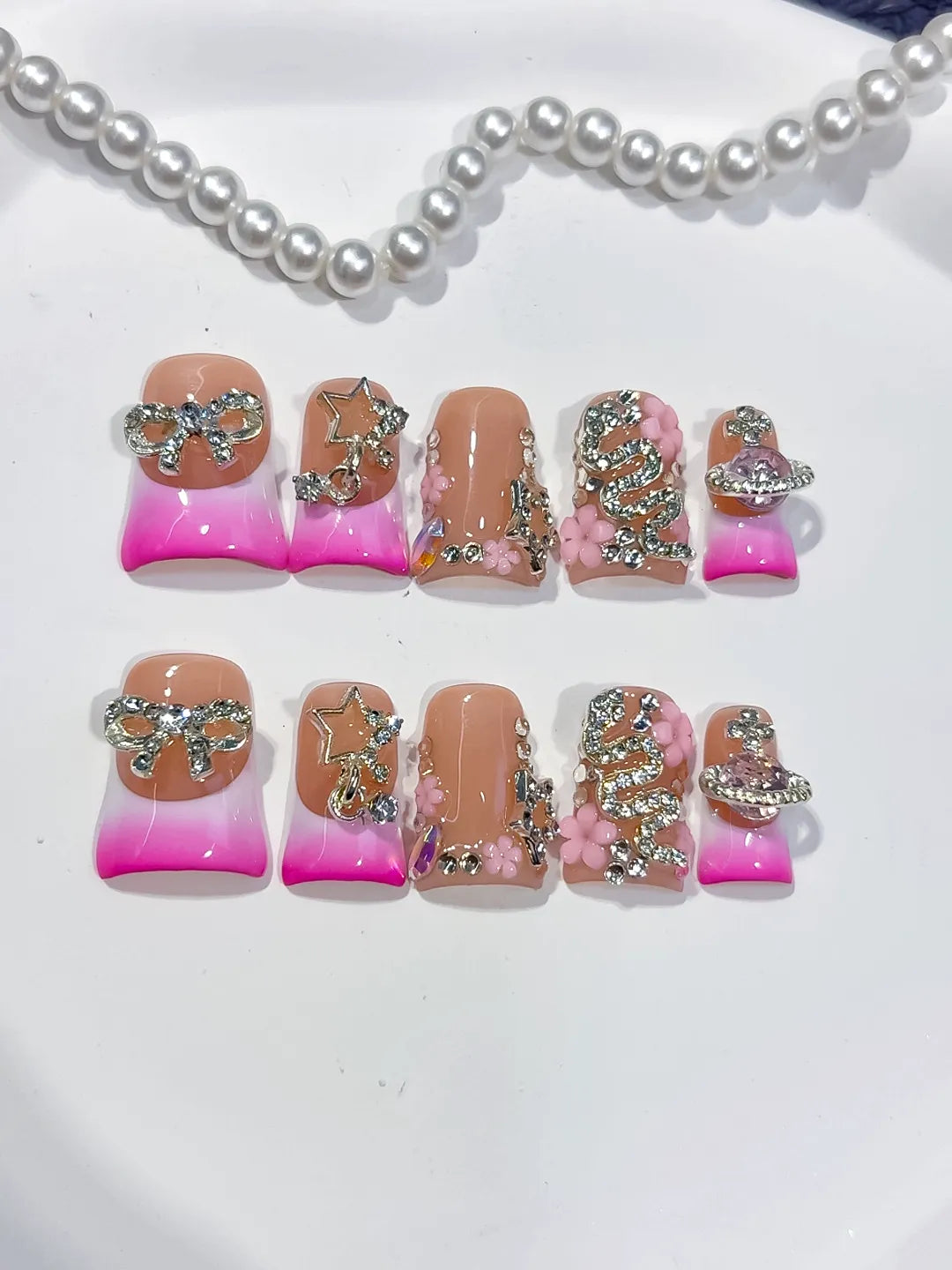 L230 - Short Nude Pink Duck French tip Flower Snake