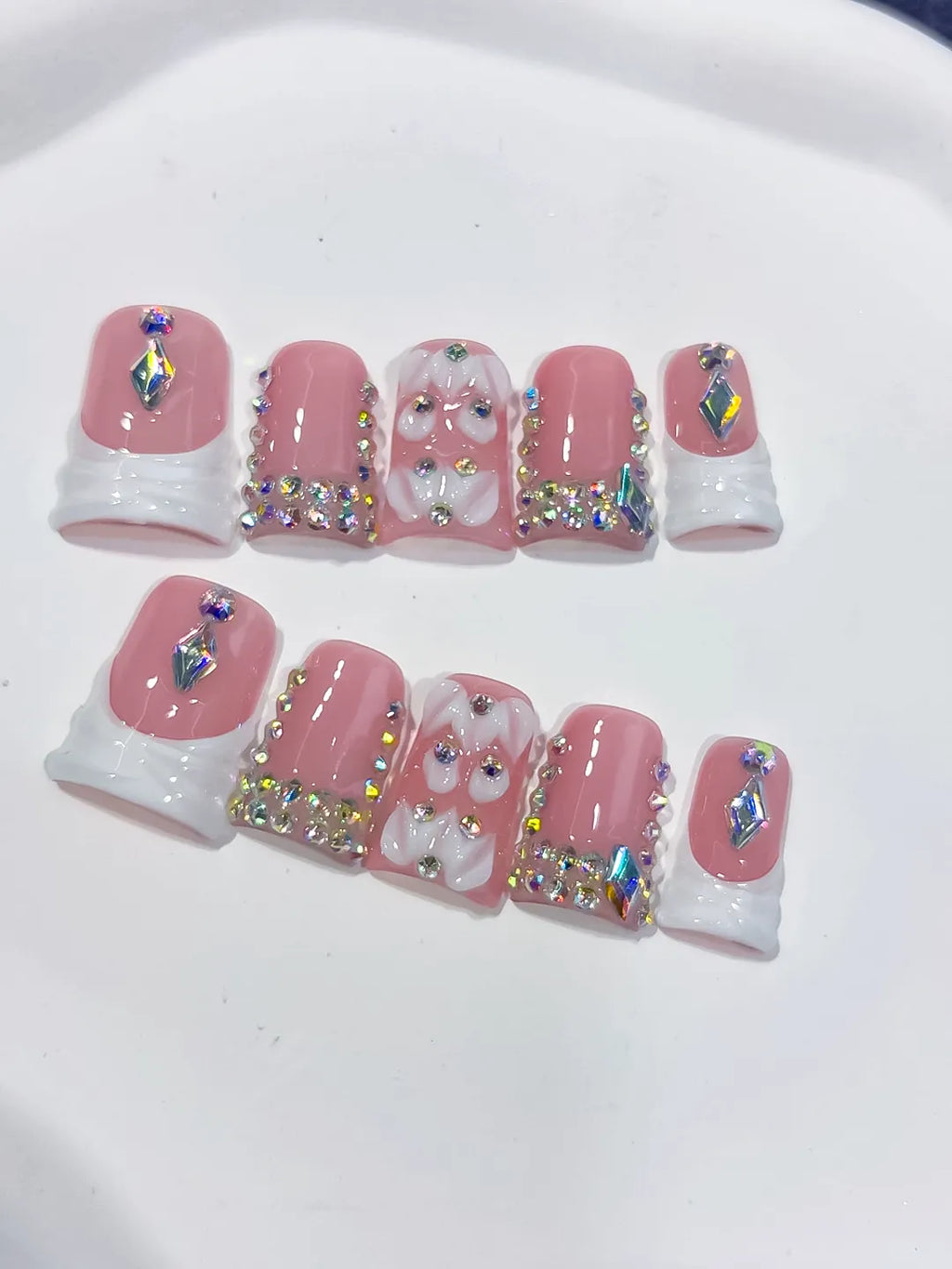 L231 - Short Pink White Duck French tip Bow Rhinestone