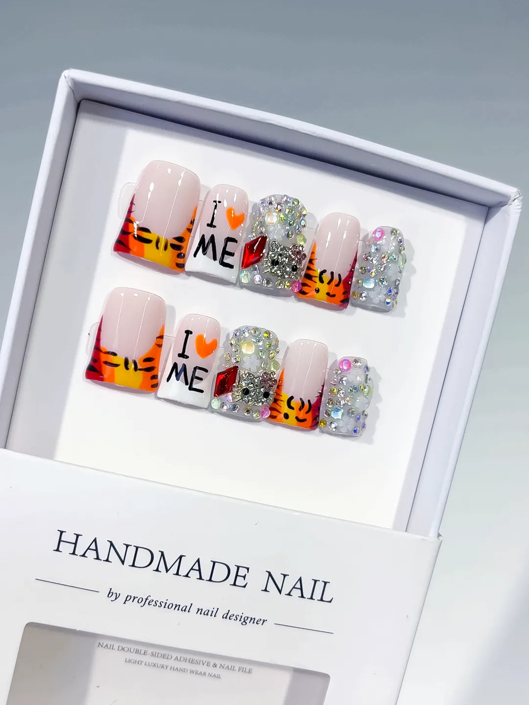 L238 - Short Nude White Duck Abstract Text Rhinestone