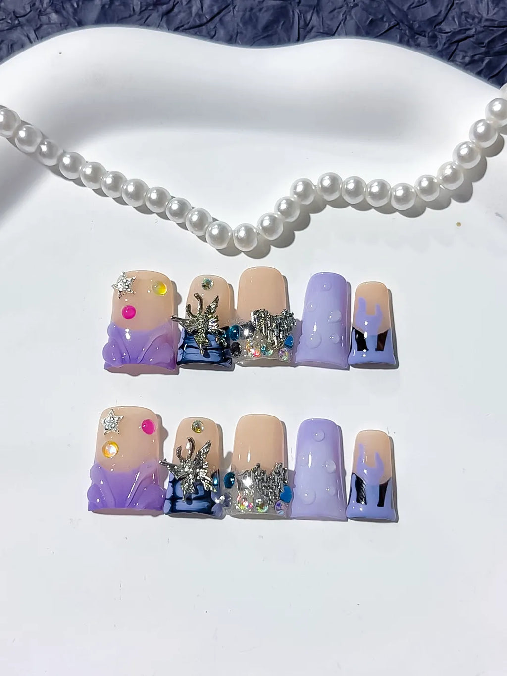L243 - Short Nude Purple Duck Abstract Flower Star
