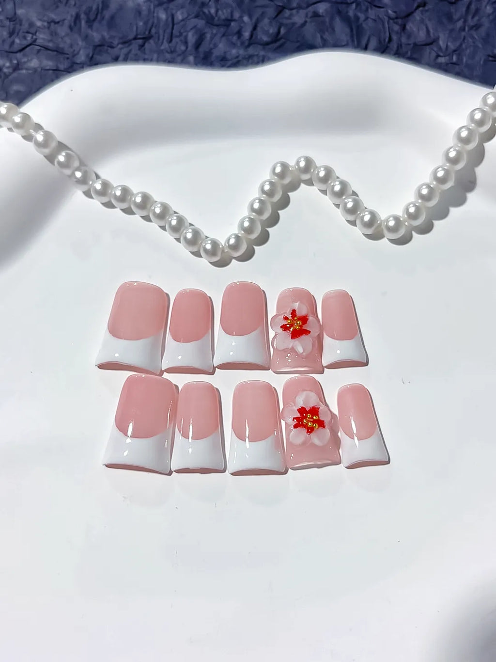 L244 - Short Pink White Duck French tip Flower 3D