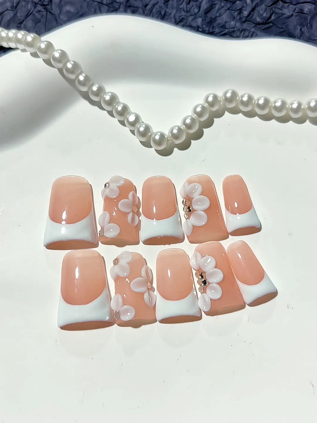 L247 - Short Nude White Duck French tip Flower Rhinestone