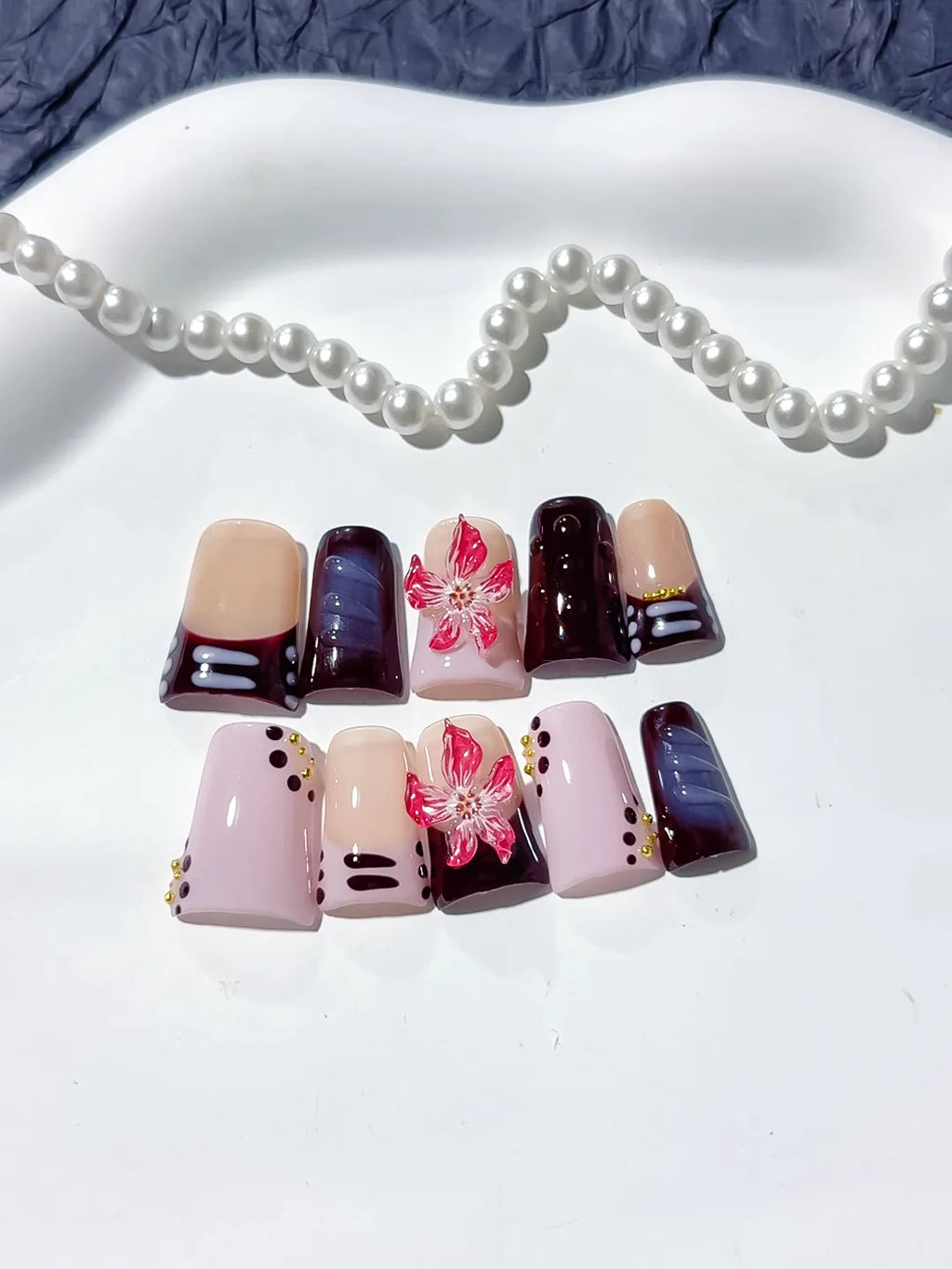 L252 - Short Nude Red Duck Abstract Flower Pearl
