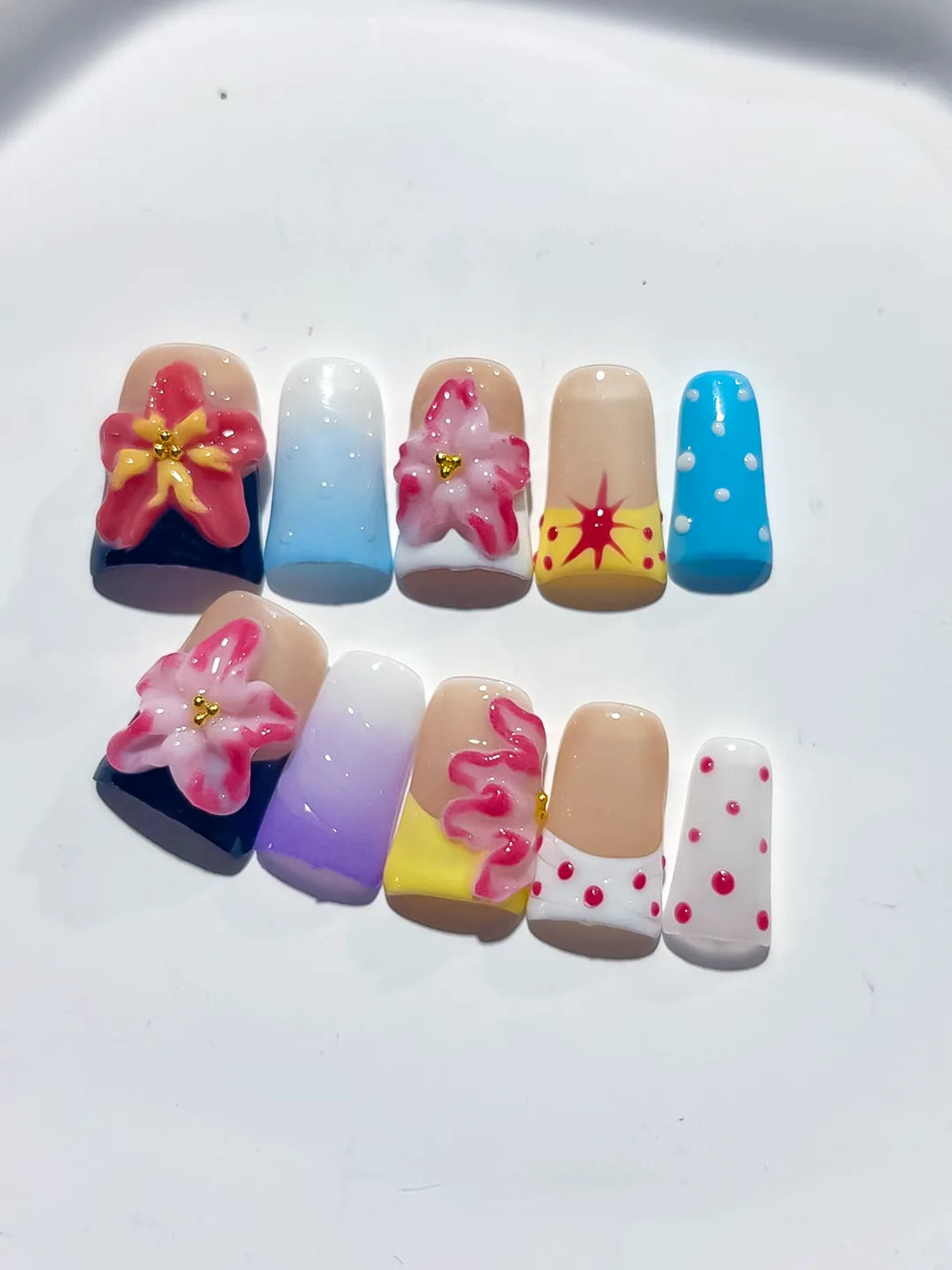 L269 - Short Black Red Duck Abstract Flower Dot Pattern