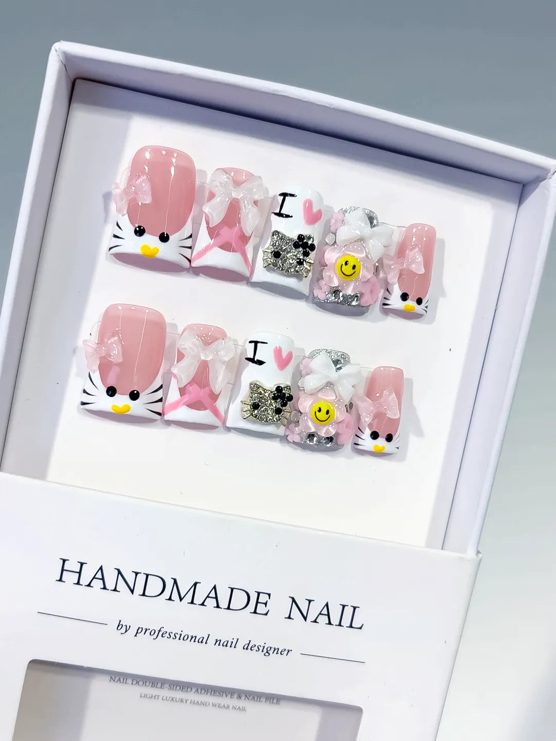 L270 - Short Pink White Duck Abstract Bow Smile